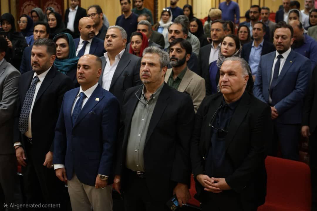 تقدیر از فعالان صنعت در سومین همایش تولید بدون کارخانه در سالن اتاق بازرگانی ایران